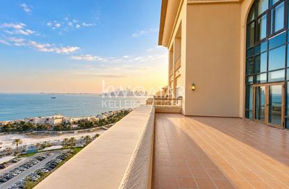 Apartment - 3 - 4 for sale in East Porto Drive - Porto Arabia - The Pearl Island - Doha