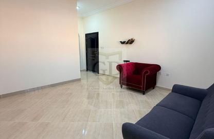 Apartment - Studio - 1 Bathroom for rent in Maamoura Villas - Al Maamoura - Doha Apartment - Studio - 1 Bathroom for rent in Maamoura Villas - Al Maamoura - Doha