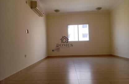 Apartment - 3 Bedrooms - 3 Bathrooms for rent in Al Zubair Bakkar Street - Al Sadd - Doha