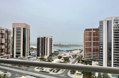 Apartment - 1 Bedroom - 2 Bathrooms for rent in Lusail Marina Heights - Marina District - Lusail