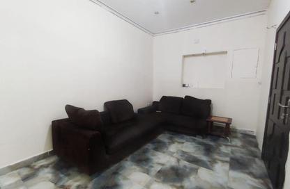 Apartment - 1 Bedroom - 2 Bathrooms for rent in Al Maamoura - Doha