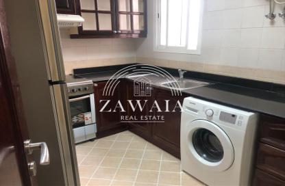 Apartment - 3 Bedrooms - 3 Bathrooms for rent in Al Sadd Road - Al Sadd - Doha