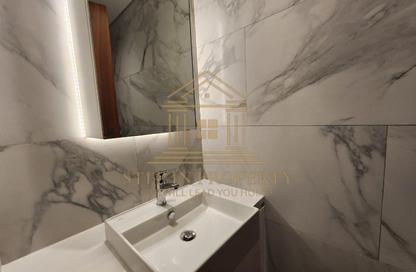 Apartment - 2 Bedrooms - 4 Bathrooms for rent in Lusail Residence - Marina District - Lusail Apartment - 2 Bedrooms - 4 Bathrooms for rent in Lusail Residence - Marina District - Lusail