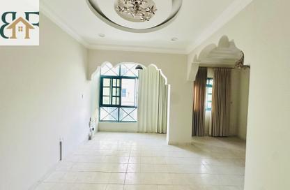 Apartment - 2 Bedrooms - 2 Bathrooms for rent in Muntazah 7 - Al Muntazah - Doha