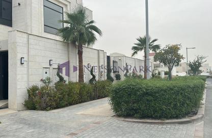 Villa - 7 Bedrooms - 7+ Bathrooms for rent in Waterfront North Villas - Waterfront Residential - The Waterfront - Lusail