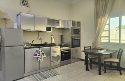 Apartment - Studio - 1 Bathroom for rent in Onaiza Street - Diplomatic Area - Doha