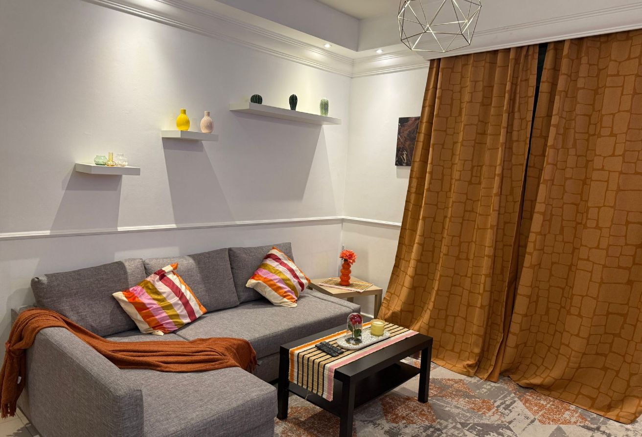 AMAZING 1 BHK FF INCLUDING BILLS NEXT TO TRAM thumbnail 13