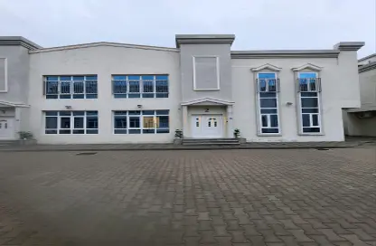 Apartment - 4 Bedrooms - 5 Bathrooms for rent in Al Dana st - Muraikh - AlMuraikh - Doha