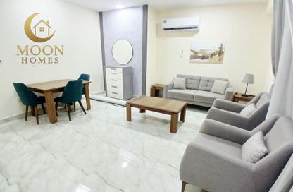 Apartment - 1 Bedroom - 2 Bathrooms for rent in Umm Ghwailina Comm - Umm Ghuwalina - Umm Ghuwailina - Doha