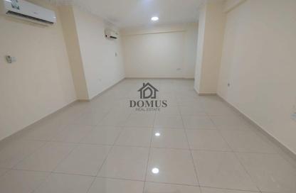 Apartment - 3 Bedrooms - 3 Bathrooms for rent in Hiteen Street - Al Muntazah - Doha