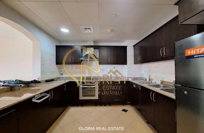 Apartment - 1 Bedroom - 2 Bathrooms for rent in East Porto Drive - Porto Arabia - The Pearl Island - Doha