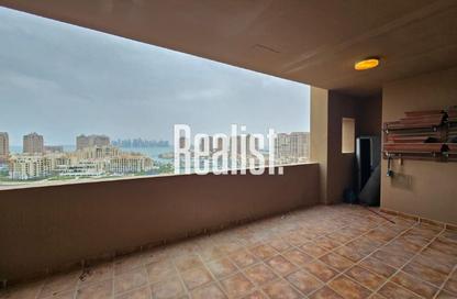 Apartment - 3 Bedrooms - 4 Bathrooms for rent in West Porto Drive - Porto Arabia - The Pearl Island - Doha