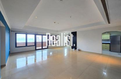 Apartment - 3 Bedrooms - 4 Bathrooms for rent in West Porto Drive - Porto Arabia - The Pearl Island - Doha
