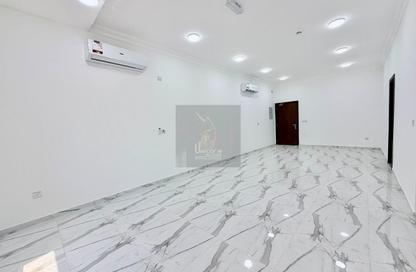 Apartment - 2 - 2 for rent in Madinat Khalifa South - Madinat Khalifa - Doha