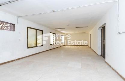 Labor Camp - Studio - 7+ Bathrooms for rent in East Industrial Street - Birkat Al Awamer - Al Wakra