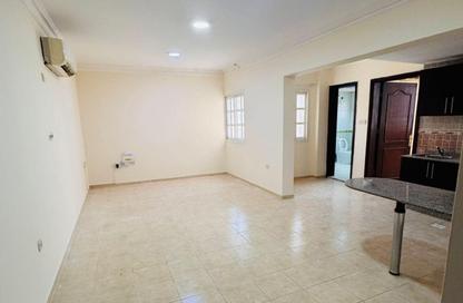 Apartment - 1 Bedroom - 1 Bathroom for rent in Doha Al Jadeed - Doha