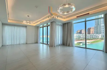 Apartment - 3 Bedrooms - 5 Bathrooms for rent in Crystal Residence - Gewan Island - The Pearl Island - Doha