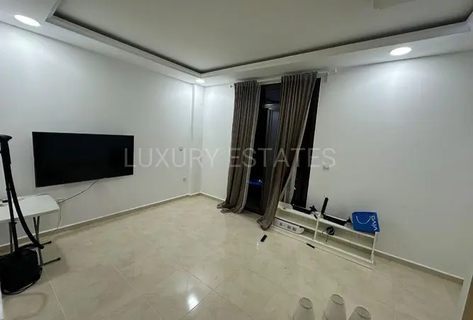 58467566 - Property Image 3