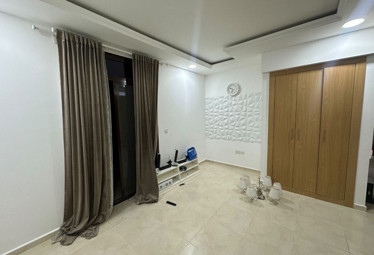 BRAND NEW FURNISHED STUDIO WITH BALCONY thumbnail 4