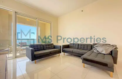 Apartment - 2 Bedrooms - 3 Bathrooms for rent in Viva East - Viva Bahriyah - The Pearl Island - Doha