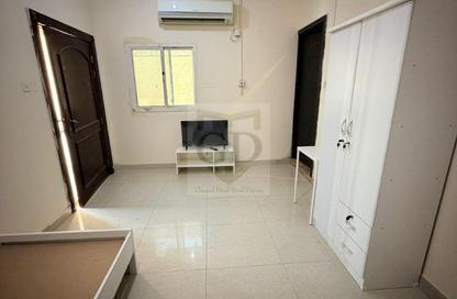 Apartment - Studio - 1 Bathroom for rent in Al Khazin Street - Madinat Khalifa South - Madinat Khalifa - Doha Apartment - Studio - 1 Bathroom for rent in Al Khazin Street - Madinat Khalifa South - Madinat Khalifa - Doha