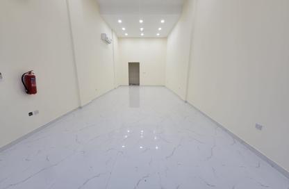 Shop - Studio - 1 Bathroom for rent in Fereej Kulaib - Doha Shop - Studio - 1 Bathroom for rent in Fereej Kulaib - Doha