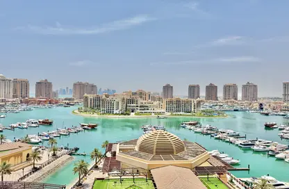 شقة - 3 غرف نوم - 3 حمامات للايجار في طريق بورتو الغربي - بورتو أرابيا - جزيرة اللؤلؤة - الدوحة