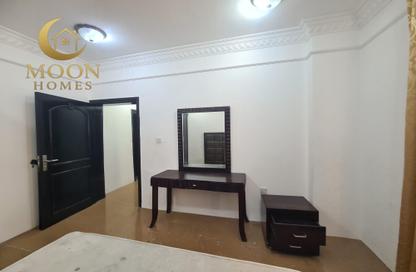 Apartment - 1 Bedroom - 1 Bathroom for rent in Umm Ghuwailina 4 - Umm Ghuwailina - Doha