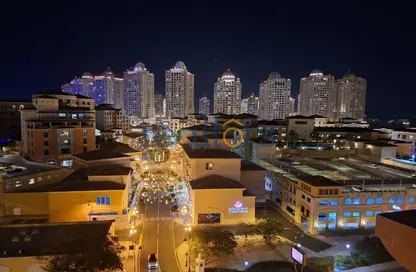 Apartment - 2 Bedrooms - 2 Bathrooms for rent in Tower 21 - Porto Arabia - The Pearl Island - Doha