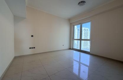 Apartment - 2 Bedrooms - 3 Bathrooms for rent in Viva West - Viva Bahriyah - The Pearl Island - Doha