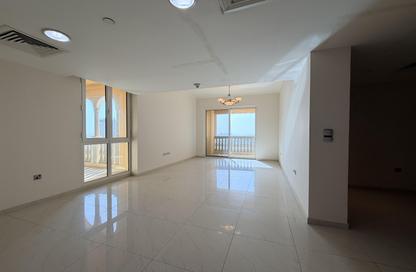 Apartment - 2 Bedrooms - 3 Bathrooms for rent in Viva West - Viva Bahriyah - The Pearl Island - Doha