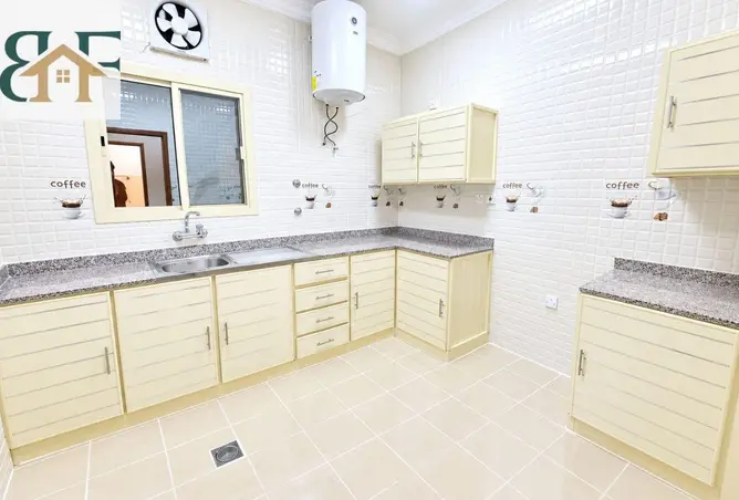 63864410 - Property Image 3