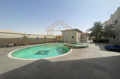 Villa - 3 Bedrooms - 3 Bathrooms for rent in Al Maamoura - Al Maamoura - Doha