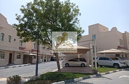 مجمع سكني - 5 غرف نوم - 4 حمامات للايجار في الغرافة - الدوحة