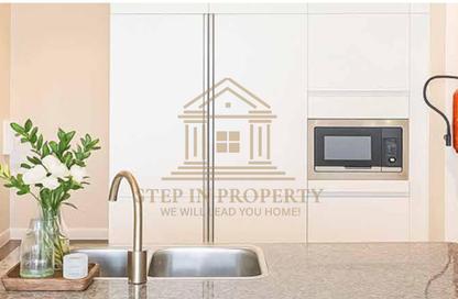 Apartment - 1 Bedroom - 2 Bathrooms for sale in Floresta Gardens - Floresta Gardens - The Pearl Island - Doha