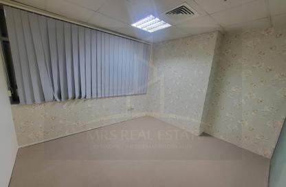 Office Space - 1 Bedroom - 1 Bathroom for rent in Muntazah 7 - Al Muntazah - Doha