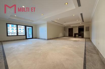Apartment - 2 Bedrooms - 3 Bathrooms for rent in East Porto Drive - Porto Arabia - The Pearl Island - Doha