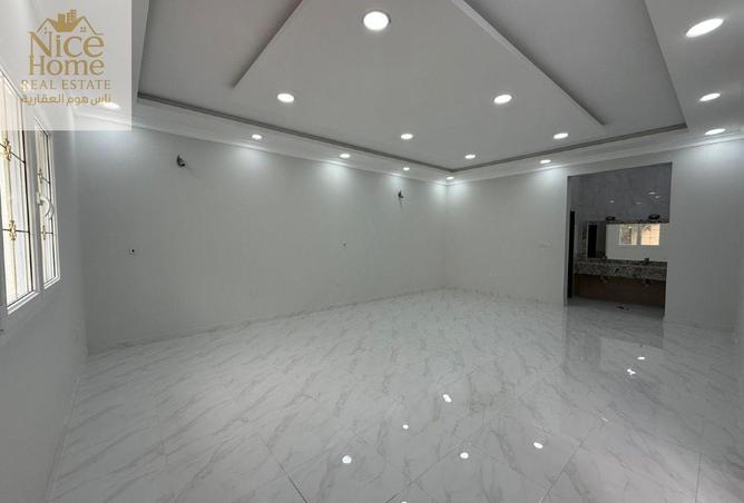 53569603 - Property Image 2