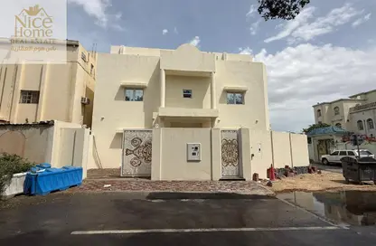 Villa - 7 Bedrooms - 7 Bathrooms for rent in Muaither North - Muaither Area - Doha