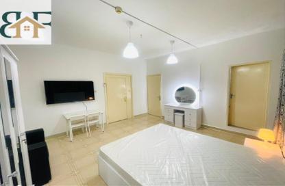 Apartment - Studio - 1 Bathroom for rent in Al Sadd - Doha