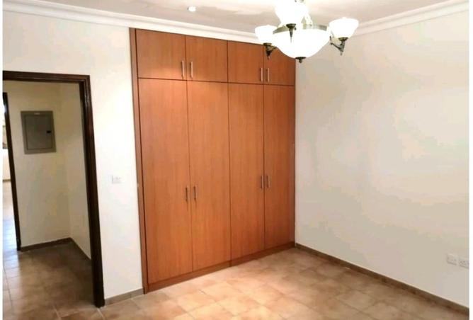 58633689 - Property Image 3