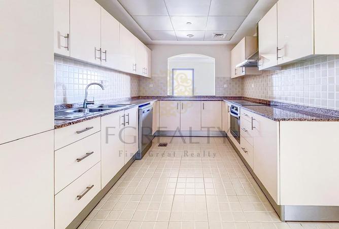 60615654 - Property Image 2