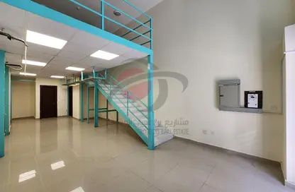 Shop - Studio - 1 Bathroom for rent in Barwa Village - Barwa Village - Al Wakra