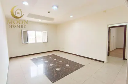 Apartment - 3 Bedrooms - 3 Bathrooms for rent in Al Nasr Street - Al Nasr - Doha