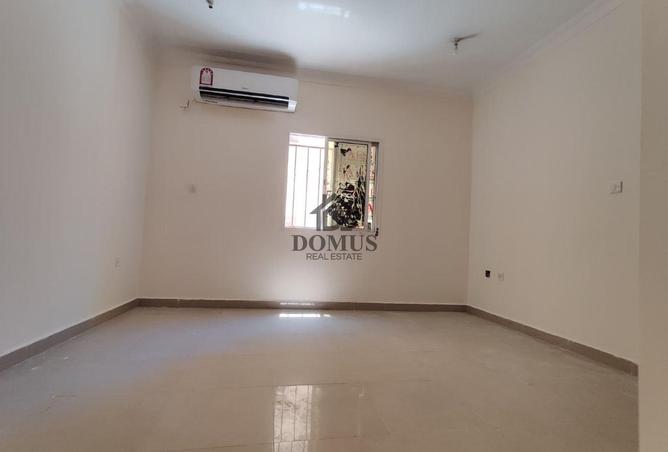 57782963 - Property Image 3