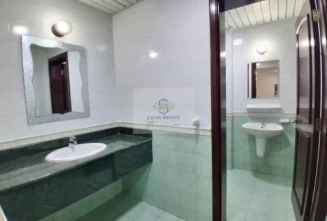 61113087 - Property Image 3