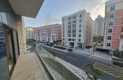 Apartment - 2 Bedrooms - 3 Bathrooms for rent in Giardino Apartments - The Pearl Island - Doha