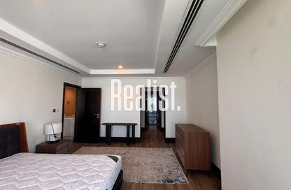 Apartment - 1 Bedroom - 2 Bathrooms for rent in East Porto Drive - Porto Arabia - The Pearl Island - Doha