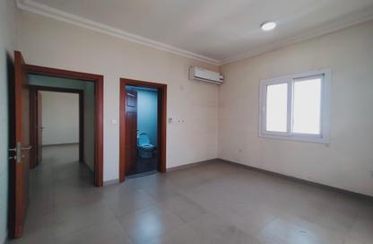 Apartment - 3 Bedrooms - 2 Bathrooms for rent in Madinat Khalifa South - Madinat Khalifa - Doha