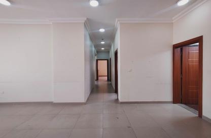 Apartment - 3 Bedrooms - 2 Bathrooms for rent in Madinat Khalifa South - Madinat Khalifa - Doha
